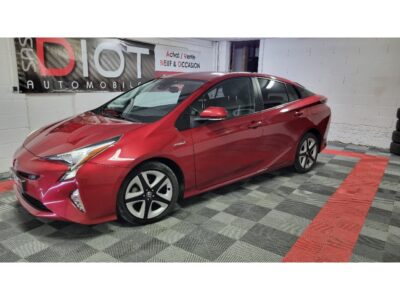 TOYOTA – PRIUS – Berline – hybrid – Rouge