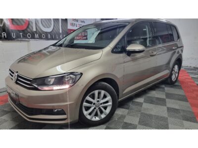 VOLKSWAGEN – TOURAN – Monospace – Essence sans plomb – BEIGE